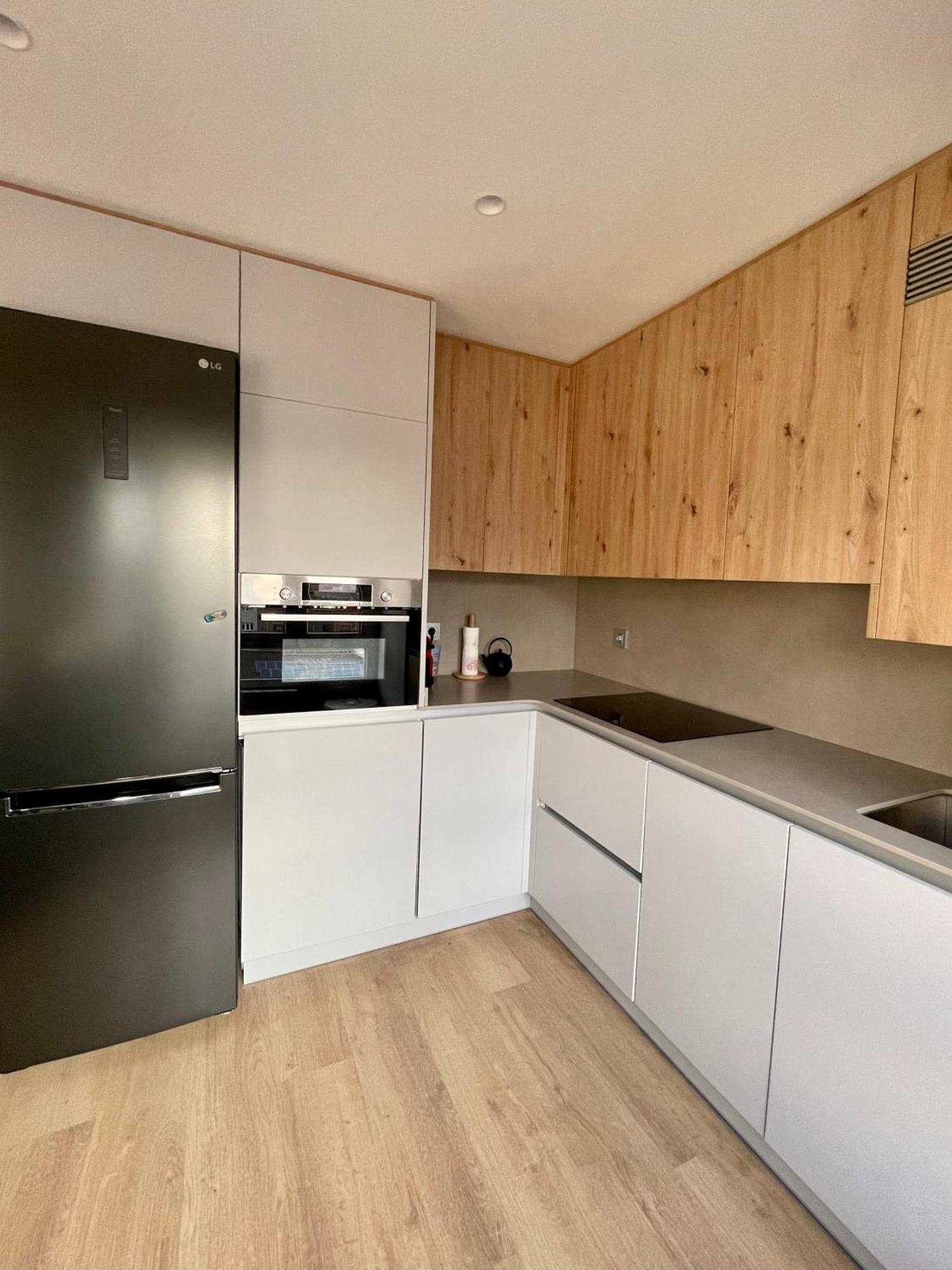 גיחון Piso De 2 Habitaciones En Centro, Zona Muy Tranquila Con Playa A 2 Min Andando מראה חיצוני תמונה